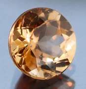 Brilliant golden 3.23ct Imperial Topaz solitaire
