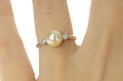 14K White Gold Three Stone Retro Classic Pearl CZ Accent Ring