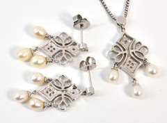Antique Inspired Pendant & Earring Suite