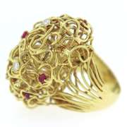 Romantic 18kt Rubies and Diamond Wire Basket Ring