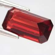 Premium 1.71ct VS ruby red Namibian Garnet