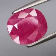 Heated only! Vibrant 4.88ct pinkish red Ruby