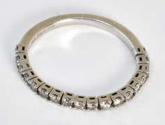 Practical Flexible Diamond Band