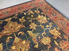 VINTAGE REPRODUCTION RUG 6x8