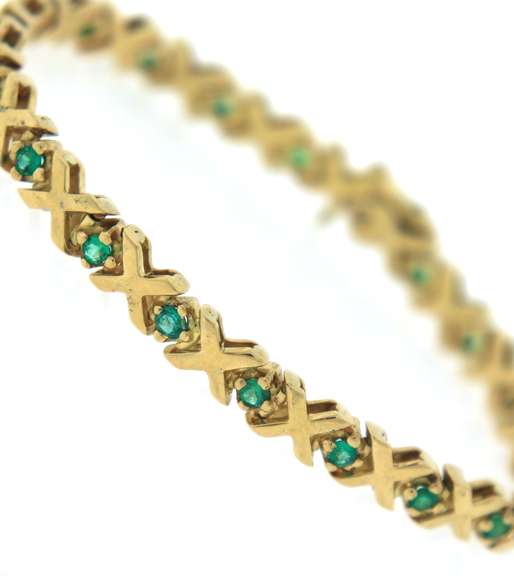 Graceful 18kt X/O Emerald Bracelet