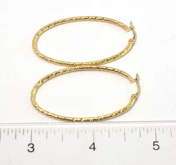 Geometrically Etched Elongated Hoops in 14KT Yellow Gold
