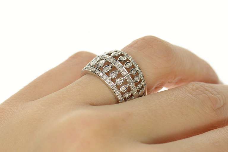 18K White Gold Ornate Tiered Diamond Graduated Statement Ring