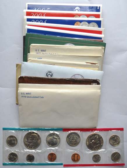 US Mint Sets 1964-2005 P & D