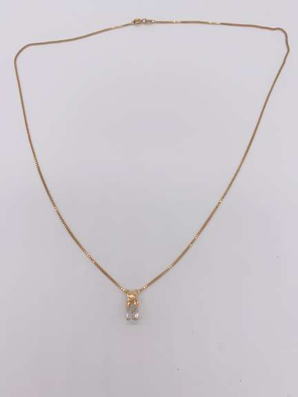 14kt Yellow Gold Pendant Necklace