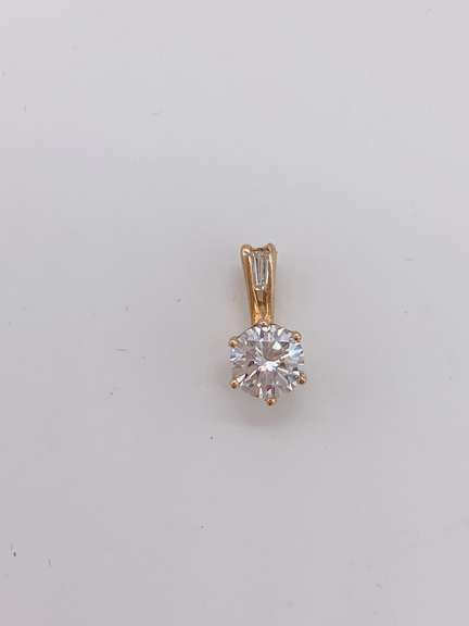 14kt White Gold Diamond Pendant