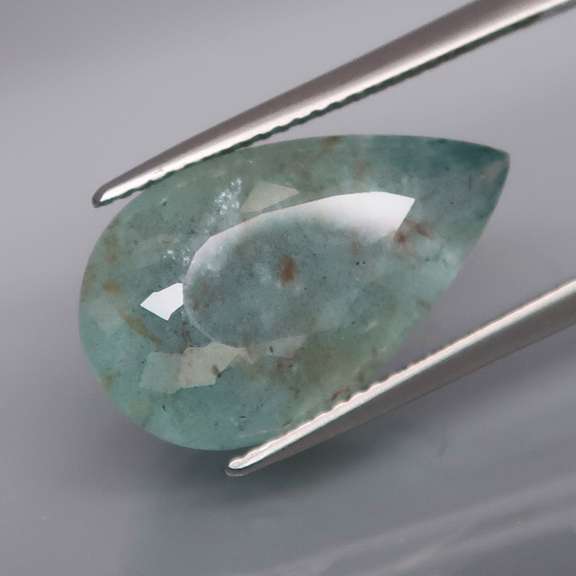 Eye catching 11.24ct untreated Aquamarine