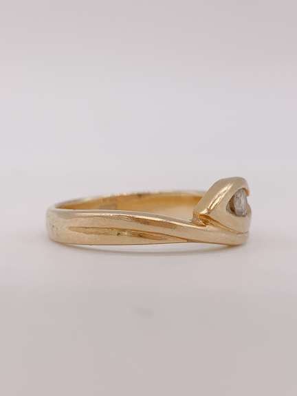 18kt Gold & Diamond Band