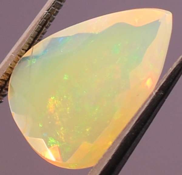 Floral pattern 2.15ct Welo Opal