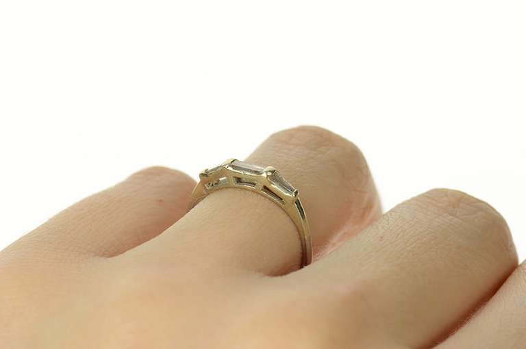 14K White Gold 0.43 Ctw Baguette Diamond Wedding Band Ring