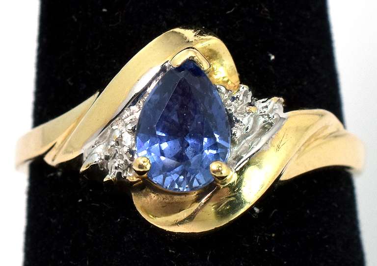 Elegant Pear-Cut Sapphire & Diamond Accent Ring in Yellow Gold