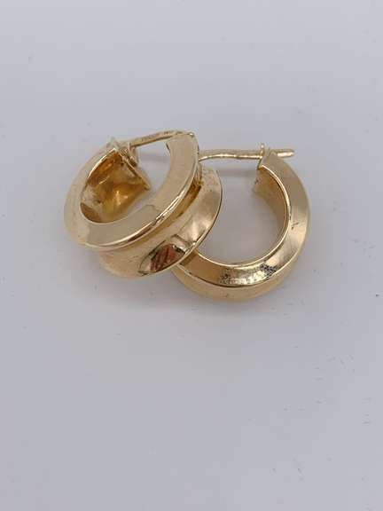 14kt Solid Yellow Gold Hoop Earrings