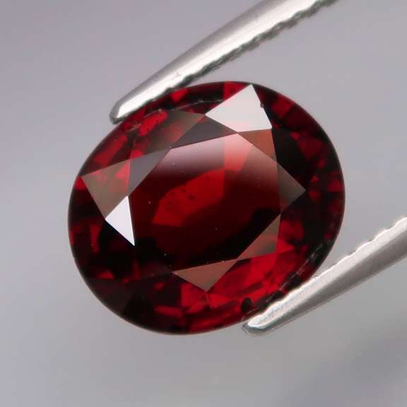 Ravishing 3.94ct cherry red Spessartite Garnet