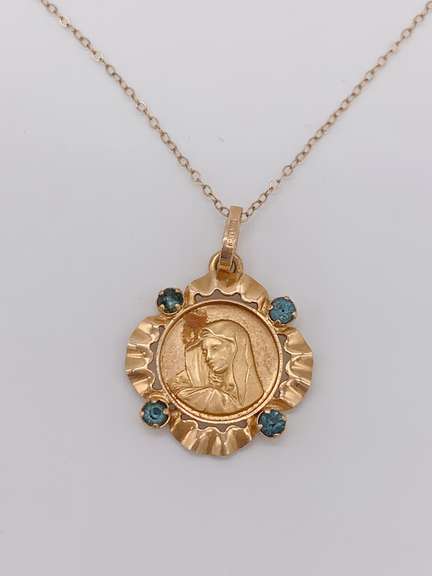 14kt Yellow Gold Pendant Necklace