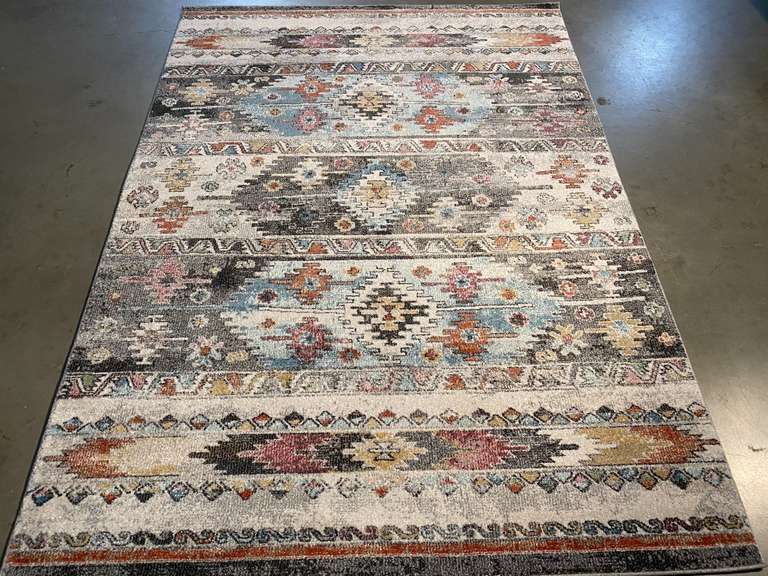 STUNNING MODERN DESIGN  RUG 6x8