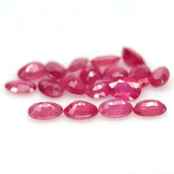 Simply gorgeous violet red 9.55ct Ruby set