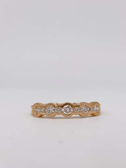 14kt Gold & Diamond Ring