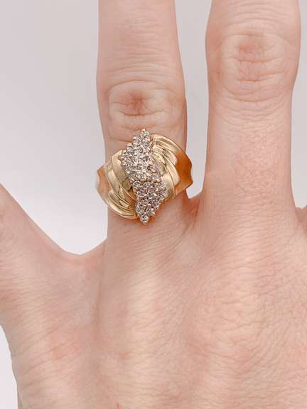 10kt Solid Yellow Gold Diamond Ring