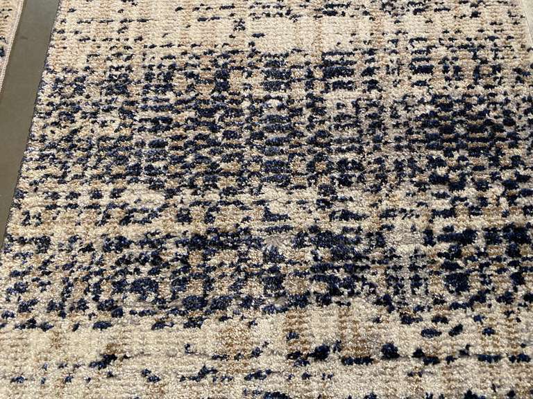 PAIR OF ACCENT RUG