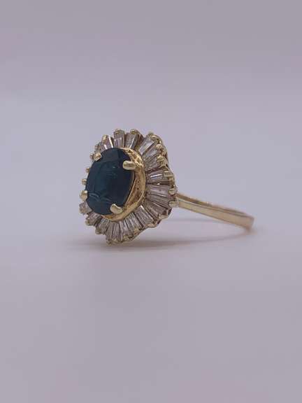 14kt Gold Blue Sapphire & Diamond Cocktail Ring