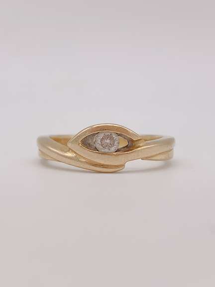 18kt Gold & Diamond Band