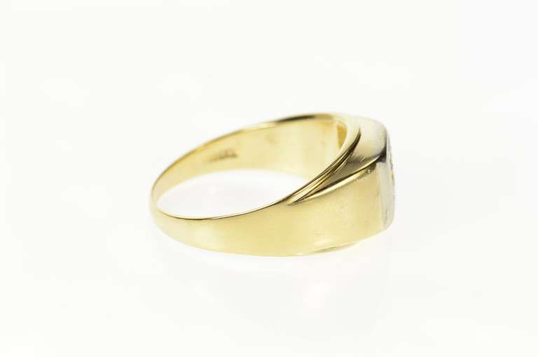 14K Yellow Gold Men's Diamond Solitaire Squared Wedding Ring