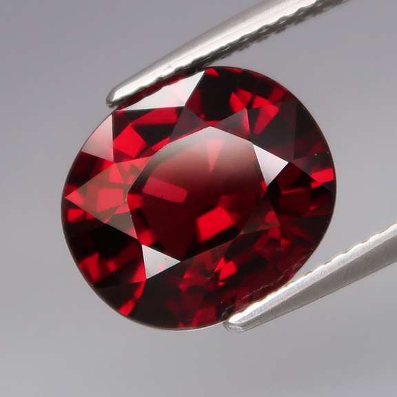 Ravishing 5.47ct cherry red Spessartite Garnet