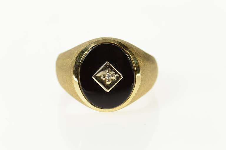 10K Yellow Gold Oval Black Onyx Diamond Men's Retro Ring