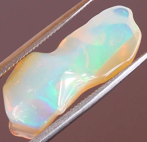 Collectors 4.3ct free form Opal vein