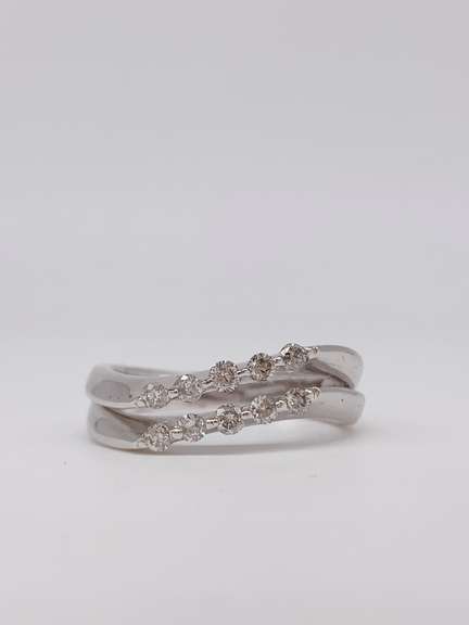 14kt Gold & Diamond Ring