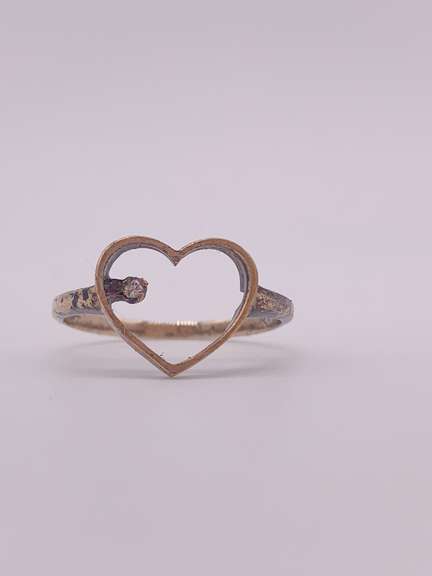 10kt Gold Heart & Diamond Cocktail Ring
