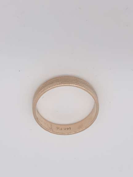 14kt Gold Wedding Band