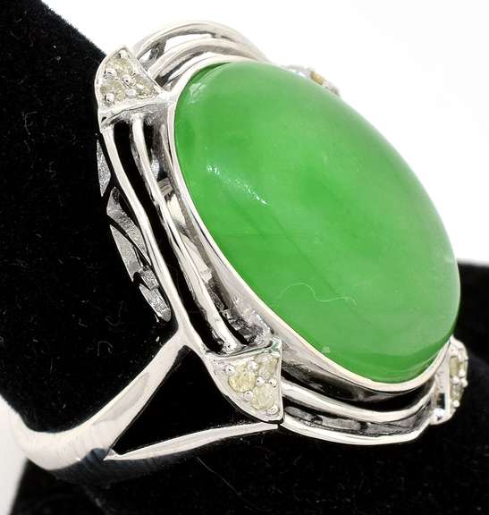 Delightful Massive 18.30CTS Jade & Diamond Ring in Sterling Silver