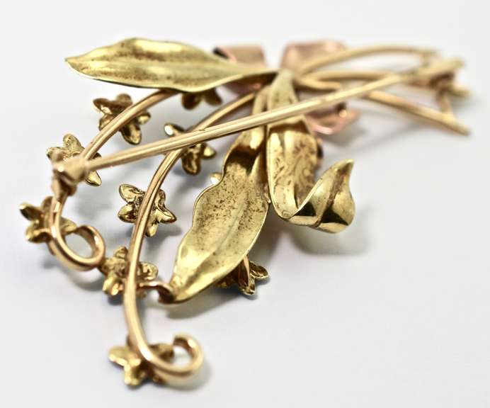 Sweet Antique 14K Enamel Forget-Me-Not Brooch