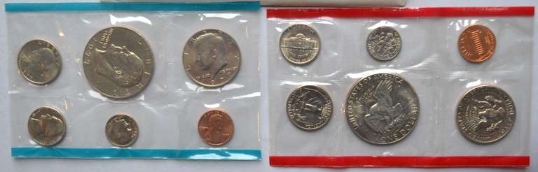 2 Each US Mint Sets 1977-1985 P & D