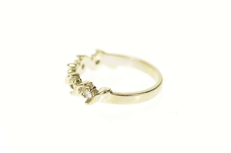 14K White Gold Wavy Pattern Diamond Simple Wedding Band Ring