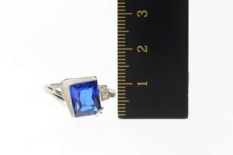 10K White Gold 1950's Emerald Syn. Sapphire CZ Freeform Ring