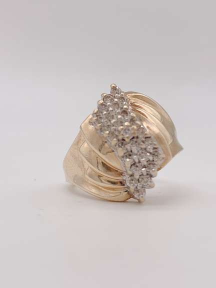 10kt Solid Yellow Gold Diamond Ring