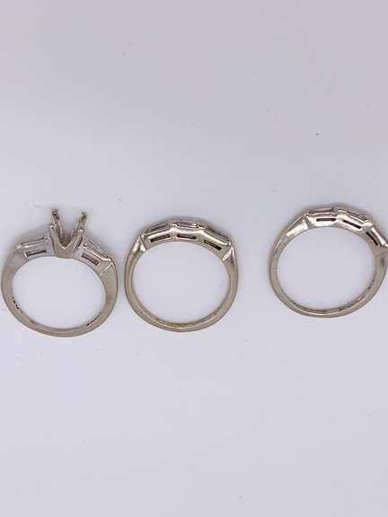 14kt Gold Semi Mount Diamond Ring