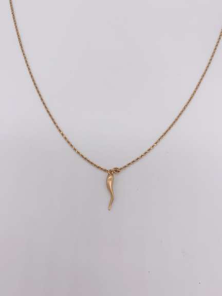 14kt Yellow Gold Pendant Necklace