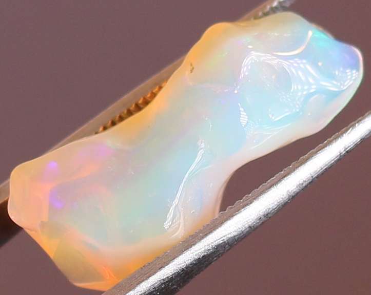 Collectors 4.3ct free form Opal vein