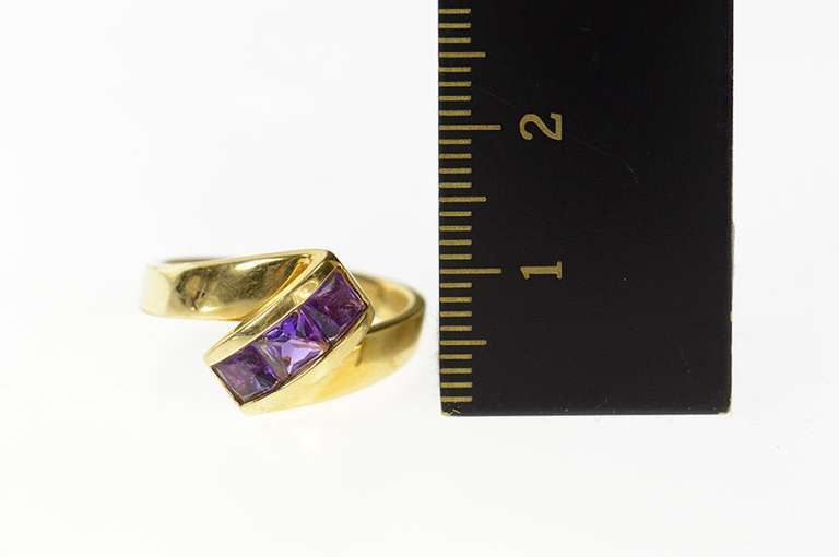 18K Yellow Gold Princess Amethyst Curvy Designer Statement Ring