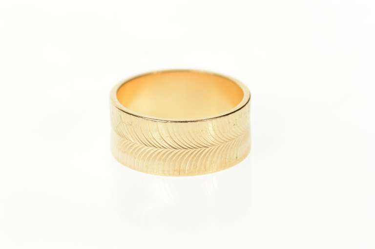14K Yellow Gold 8.3mm Grooved Chevron Wedding Band Soviet Ring