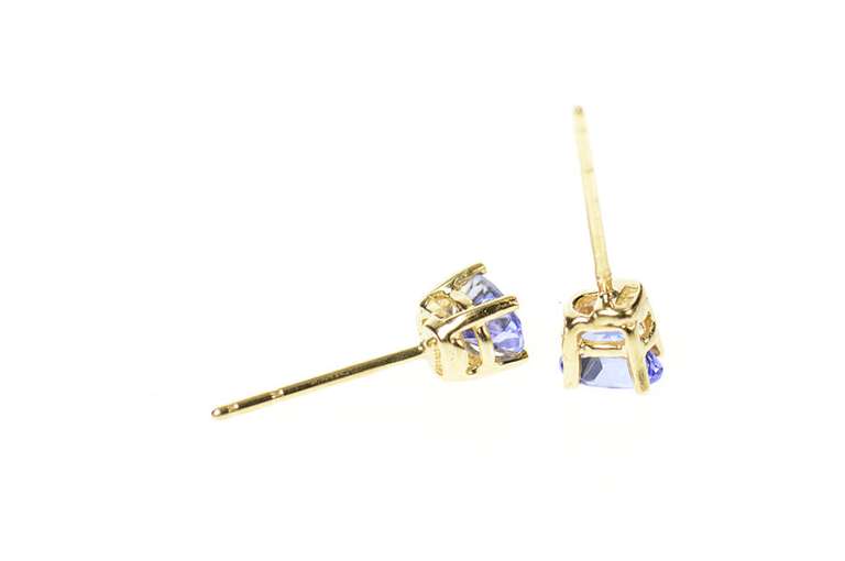14K Yellow Gold Oval Tanzanite Classic Simple Stud Earrings