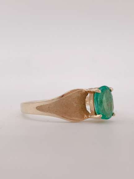 14kt Gold & Emerald Solitaire Cocktail Ring