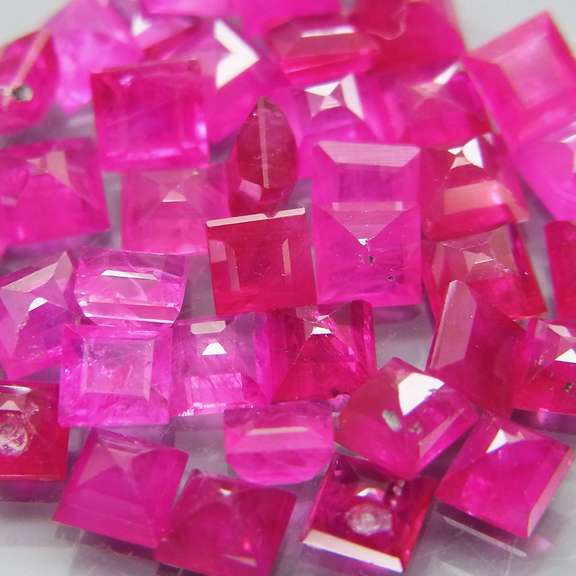 Premium 3.49ct 35 piece princess cut Ruby set
